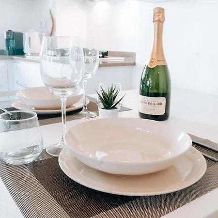 Loft Cavour - Teatro Ariston Appartamento