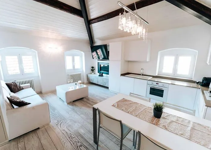 Loft Cavour - Teatro Ariston *